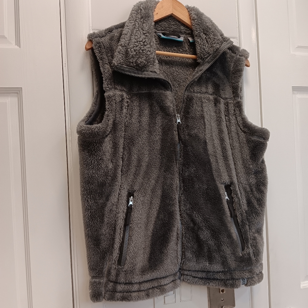 Vest - Picture 4 of 13